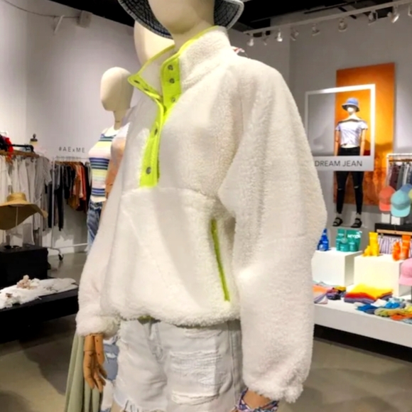 American Eagle Outfitters Tops - NWOT American Eagle Sherpa Fleece White Lime Green Pullover